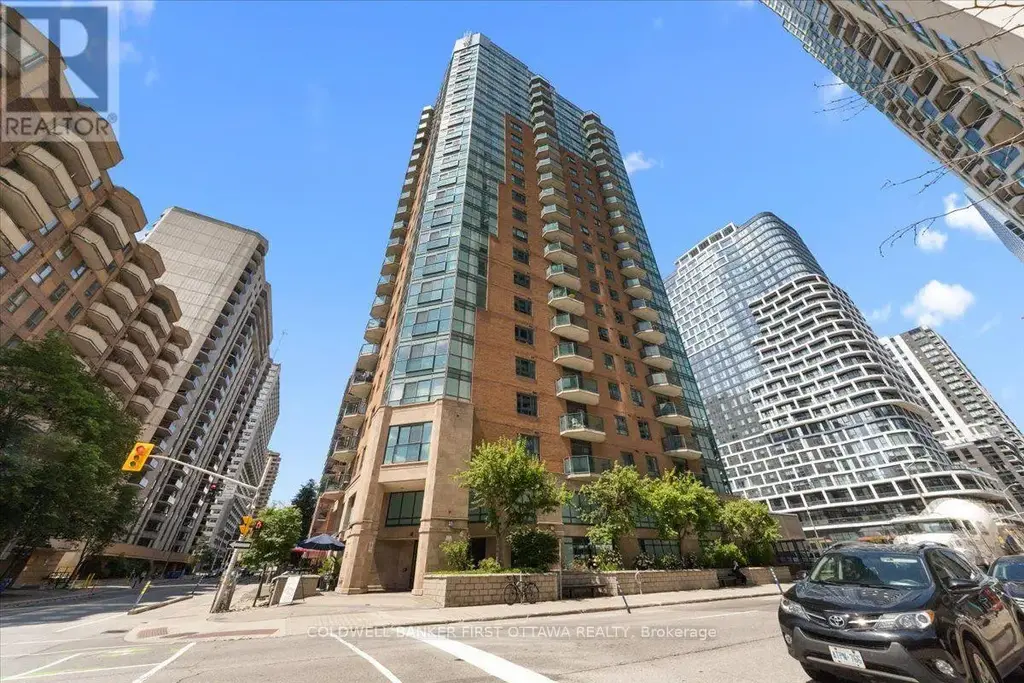 1401 - 445 Laurier Avenue W, Ottawa